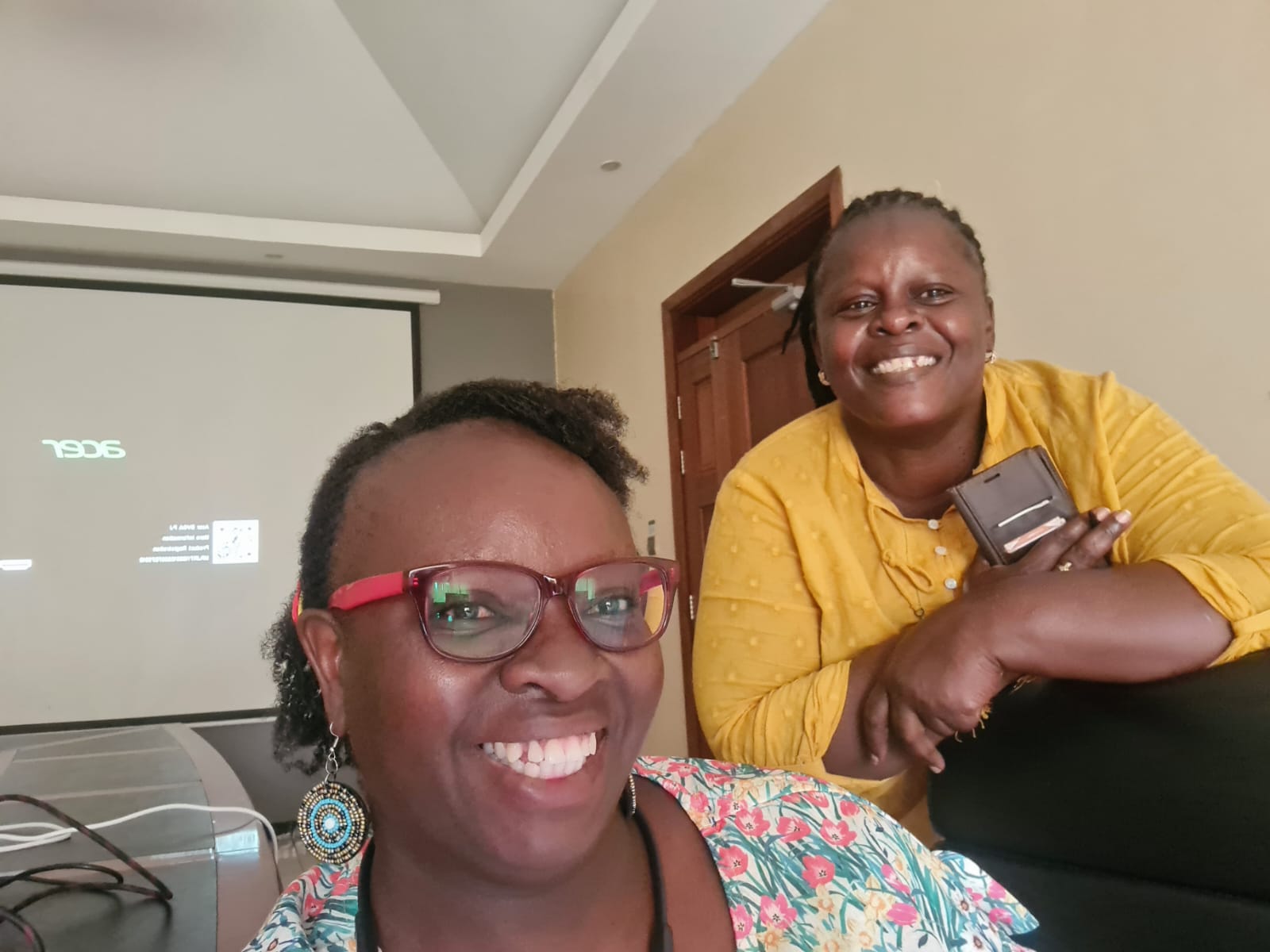 Fleming Fund Alumni Kenyan AMR Policy Fellows, Evelyn (left) and Romona (right), attending a Workshop to finalise policy brief on 'Implementing the National Policy on the Prevention and Containment of AMR' at the Ciala Resort, Kisumu (19-22 Dec, 2022).